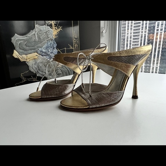 Dolce & Gabbanna heels - Picture 8 of 12